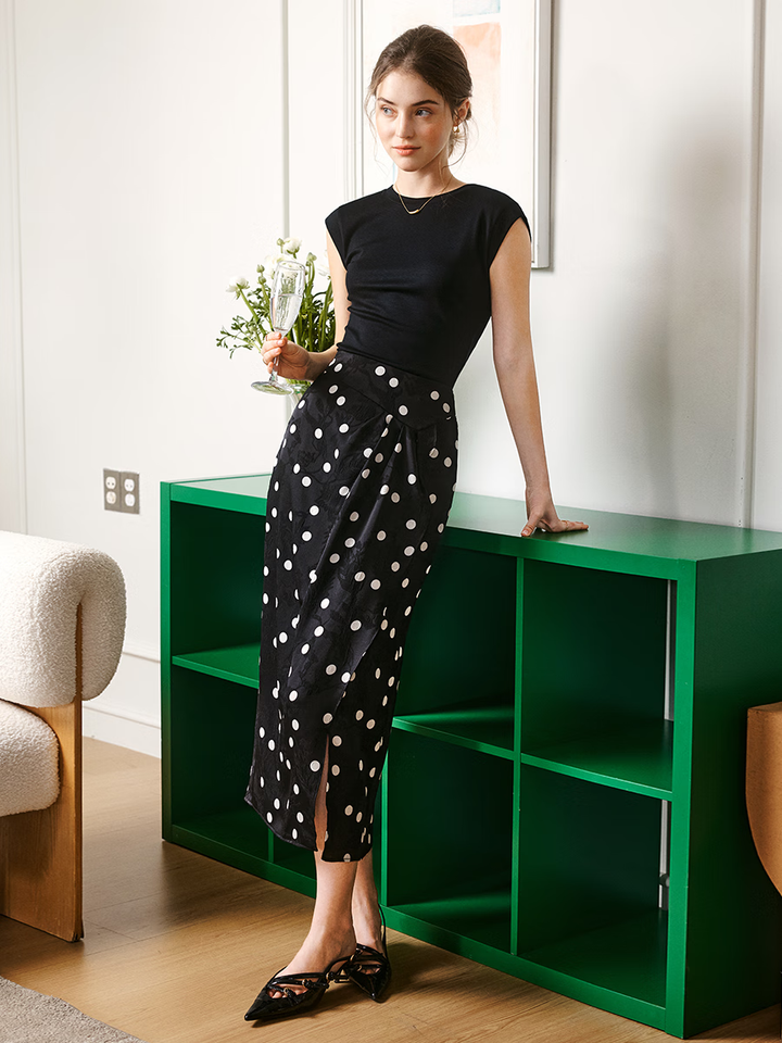 Girlsgarb Black Polka Dot French Style Slimming Two-Piece Skirt Set